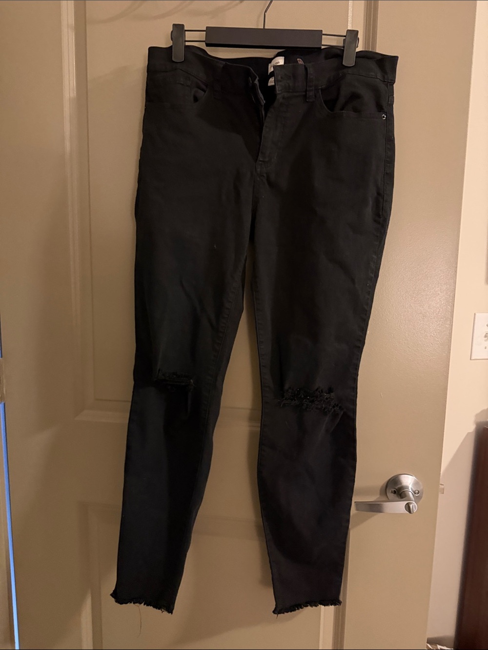 Sneak Peek Black Skinny Jeans with Knee Rips